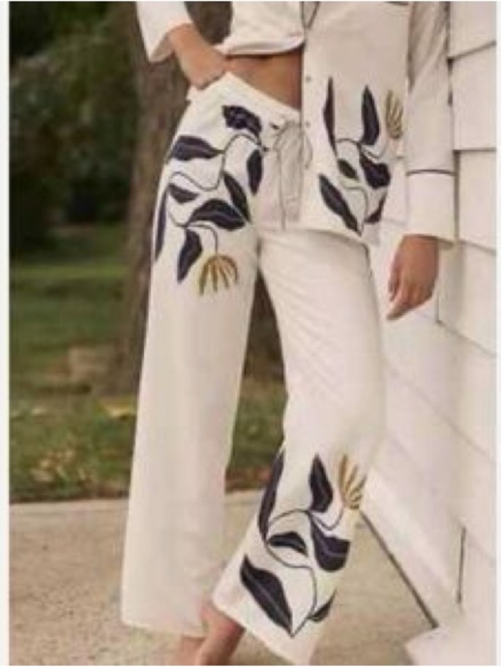 Anthropologie McKenzie Parrott Cream Wide Leg Pull On Pants Black Leaf Print L